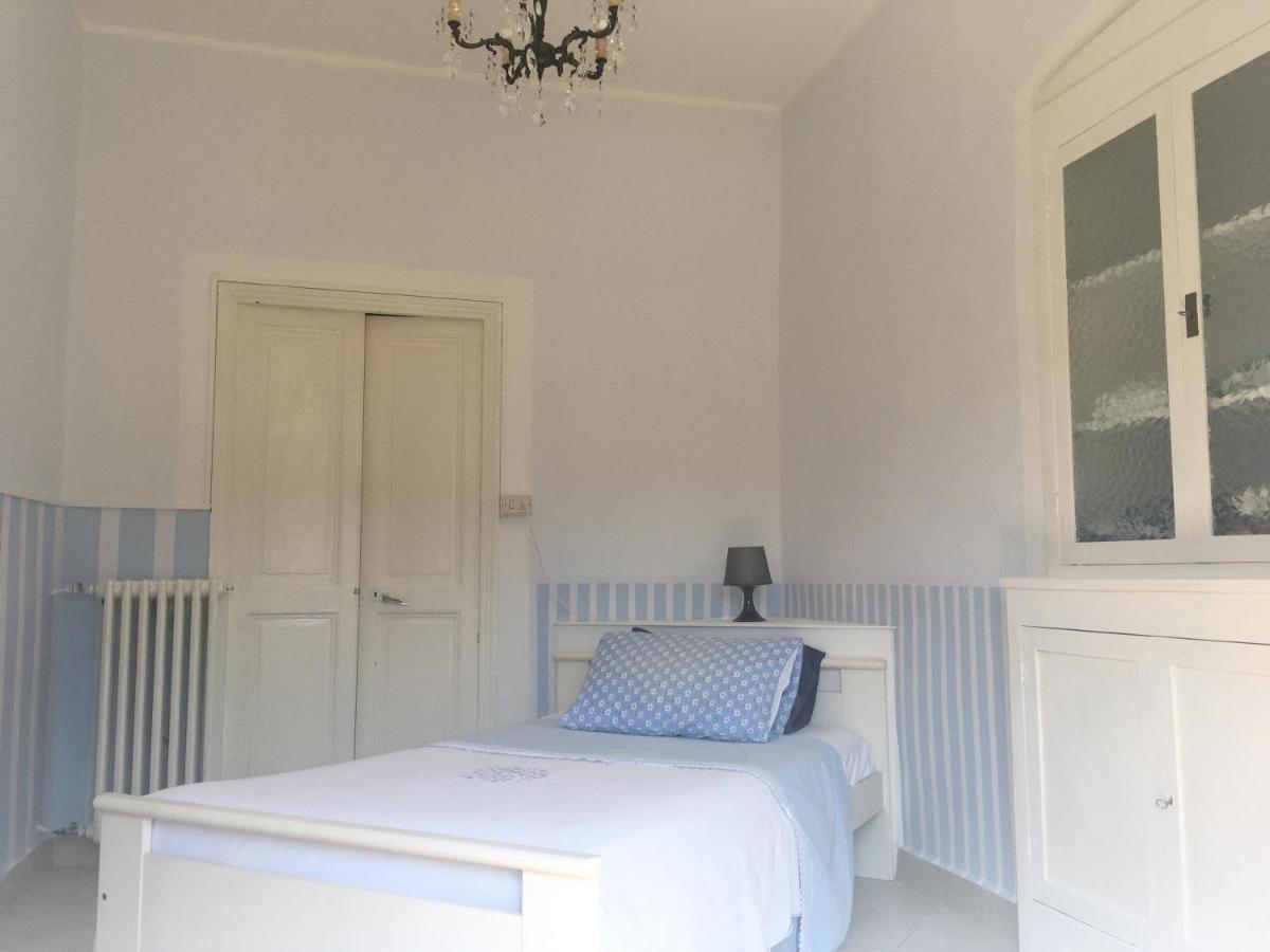 Villa Casa Elvira à Imperia Extérieur photo