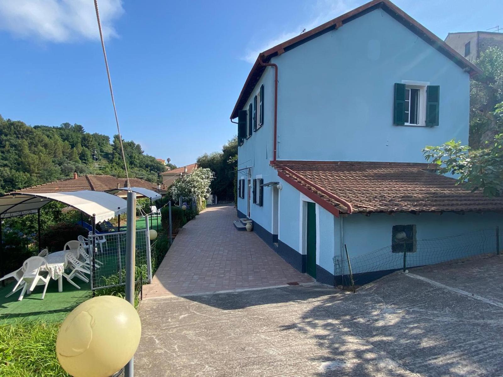 Villa Casa Elvira à Imperia Extérieur photo